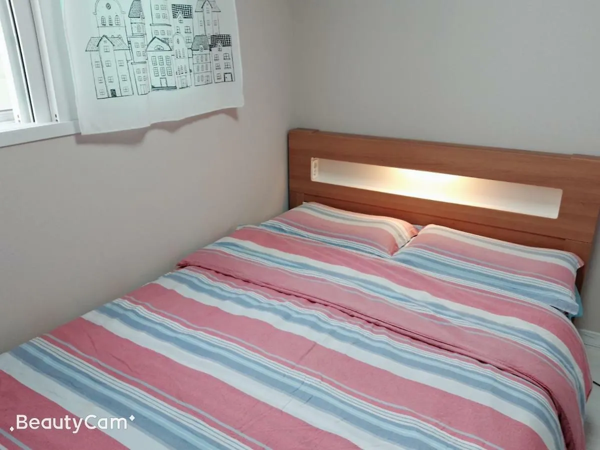 Lisa Gold House Homestay