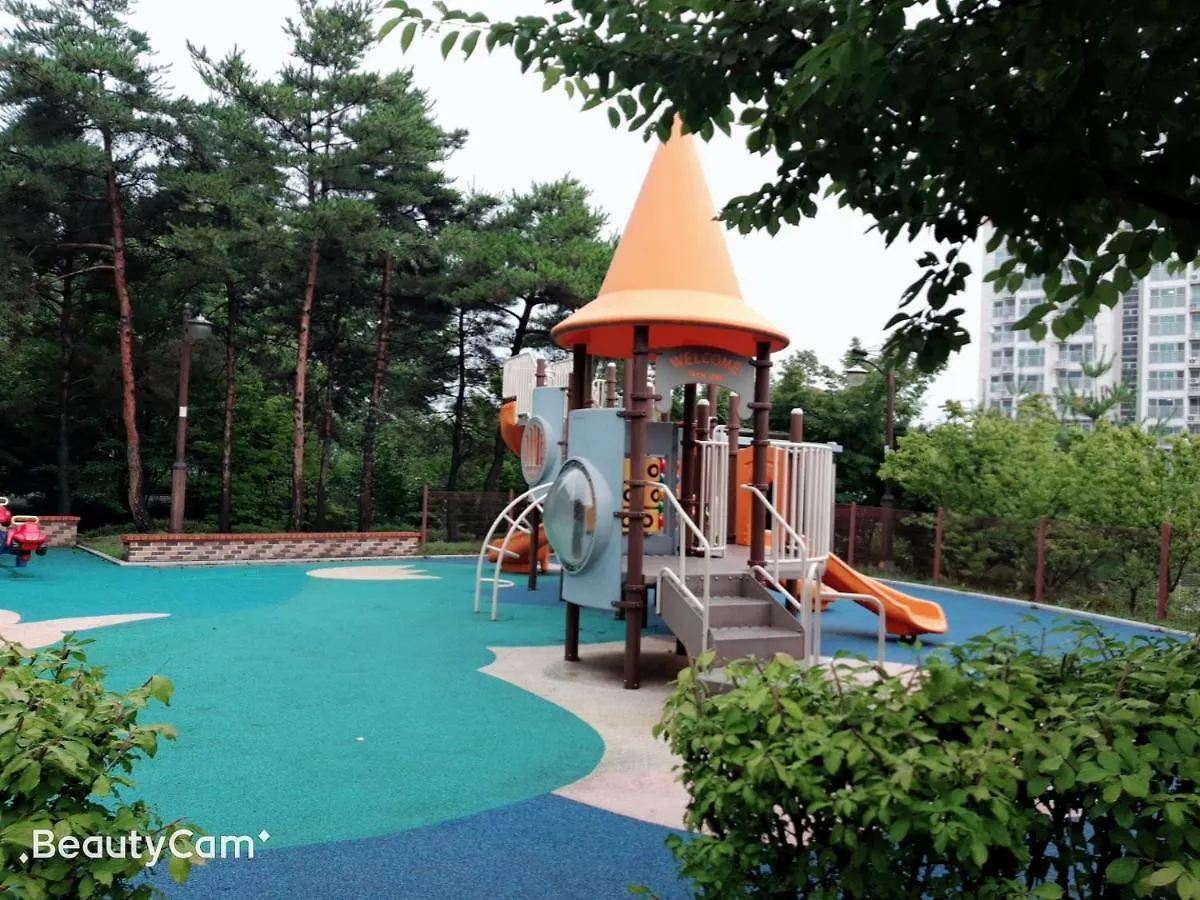Homestay Lisa Gold House